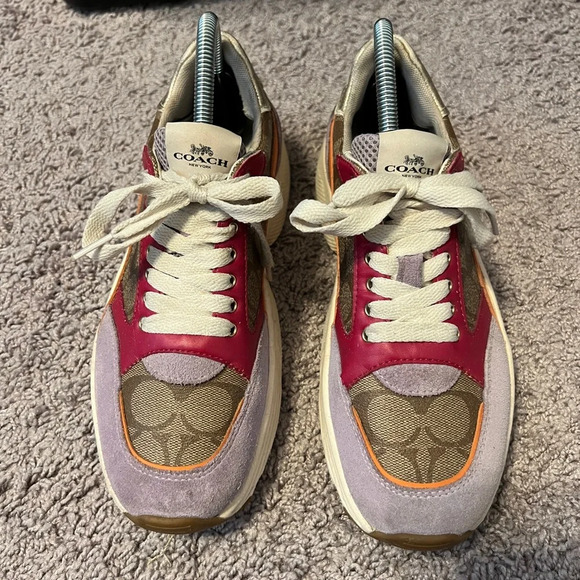 Coach women’s C152 Sig Tech runner sneaker size 7.5 - Picture 1 of 10